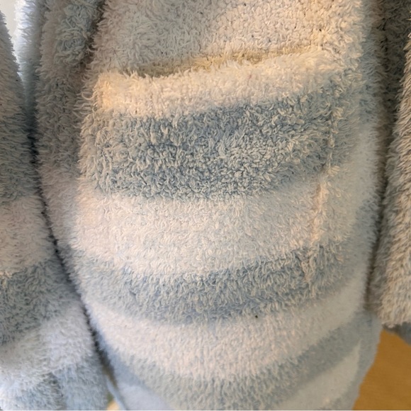 Barefoot Dreams Light Blue and White Striped Hooded Bathrobe - Picture 2 of 7